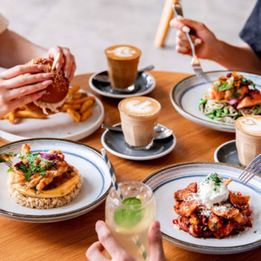 Leaf Café & Co